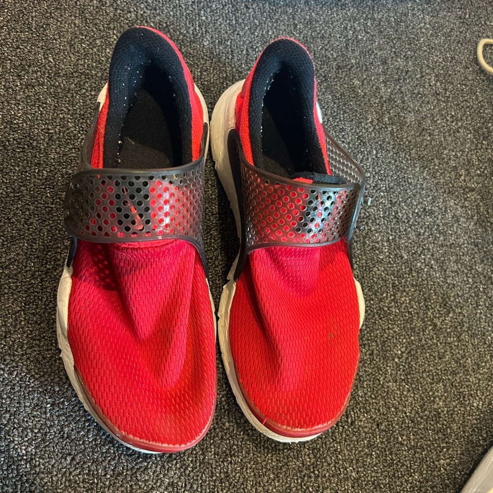 Nike Kids Red and Black Slip-On Sneakers